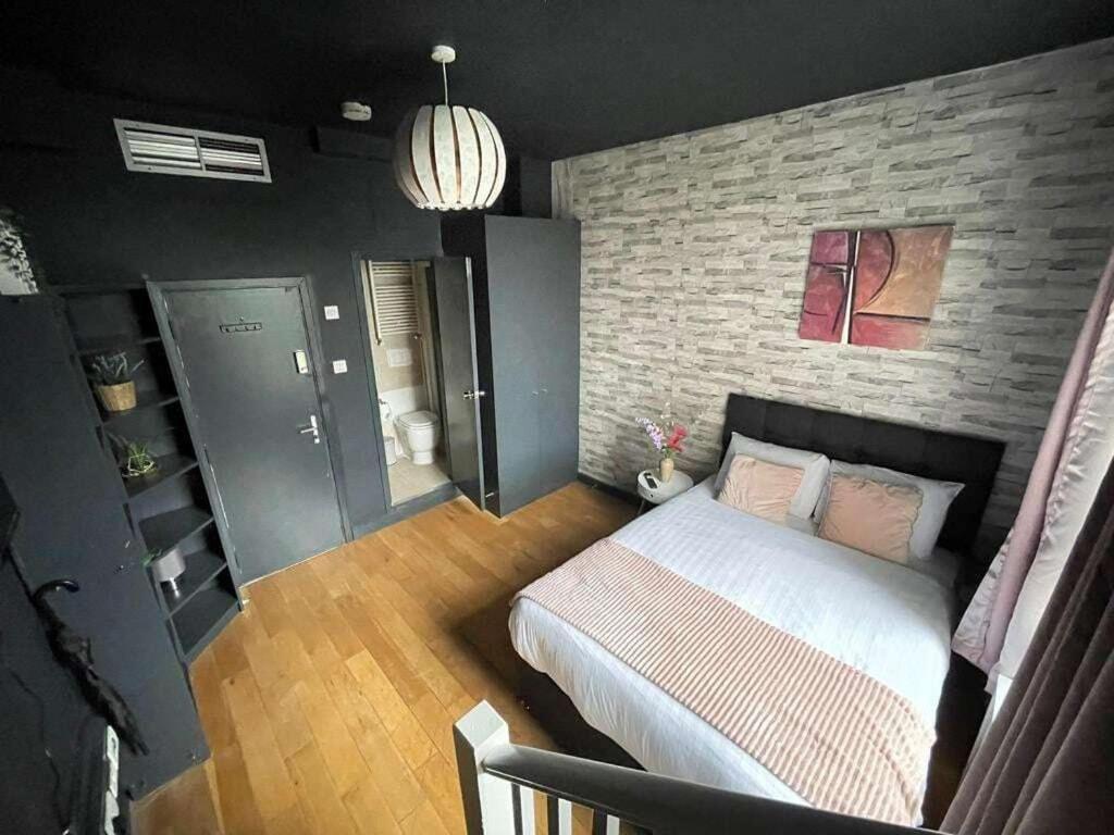 Portobello Road Artistic Studios 'Budget' Londýn Pokoj fotografie
