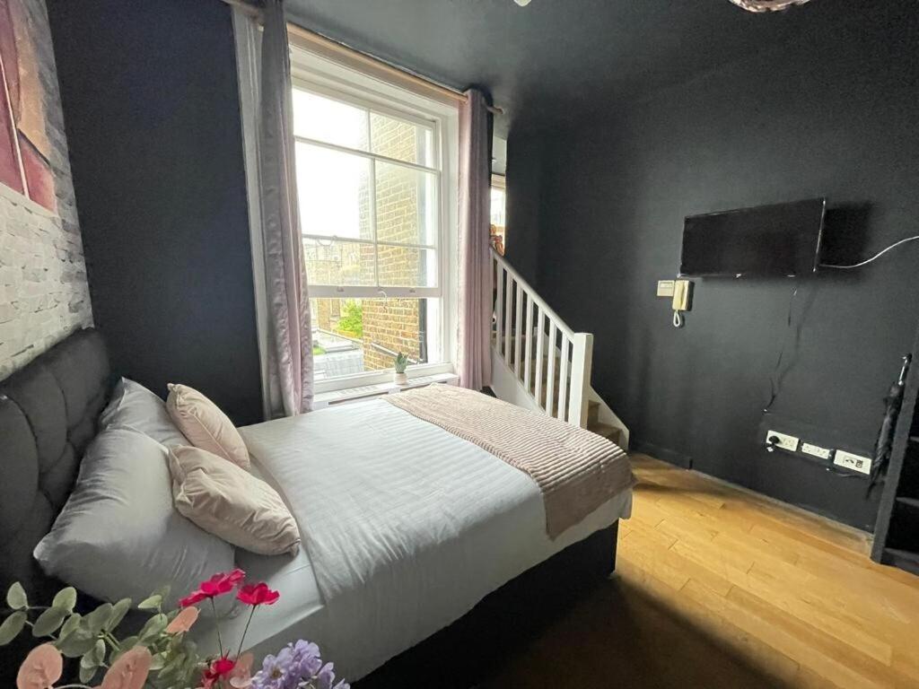 Portobello Road Artistic Studios 'Budget' Londýn Pokoj fotografie