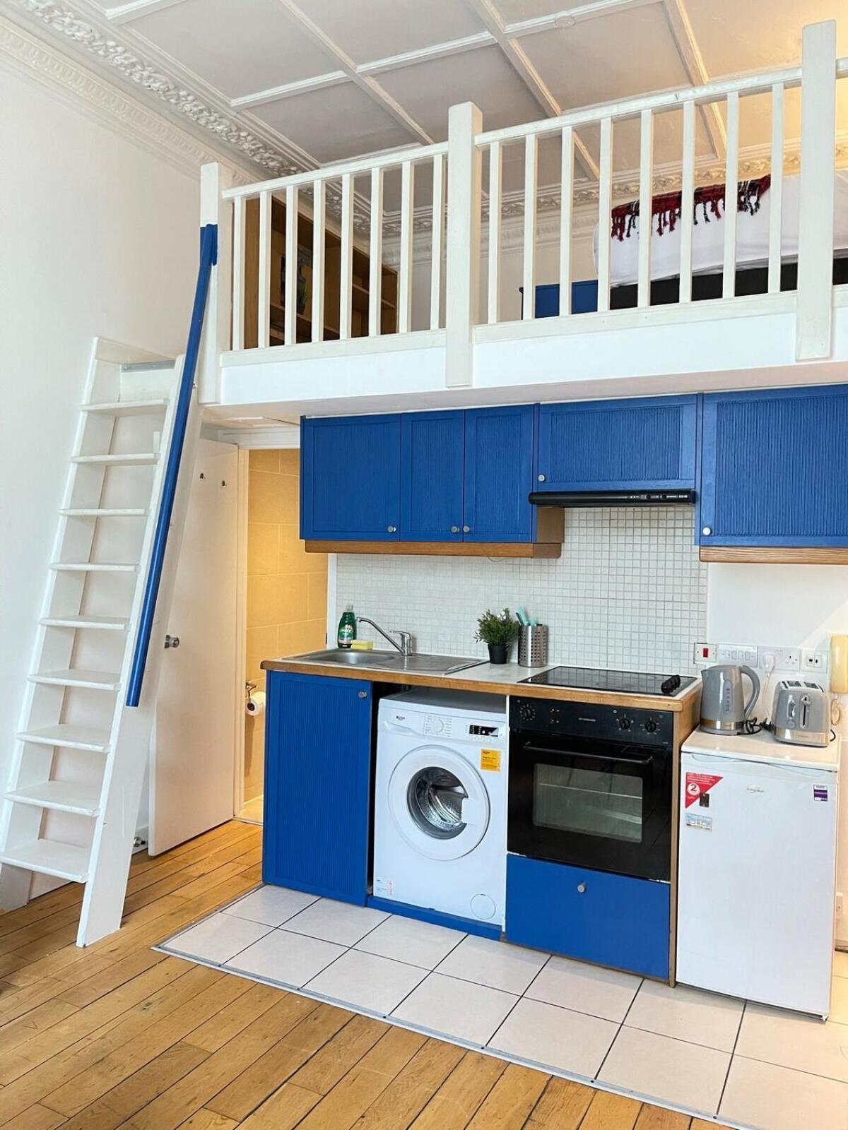 Portobello Road Artistic Studios 'Budget' Londýn Pokoj fotografie